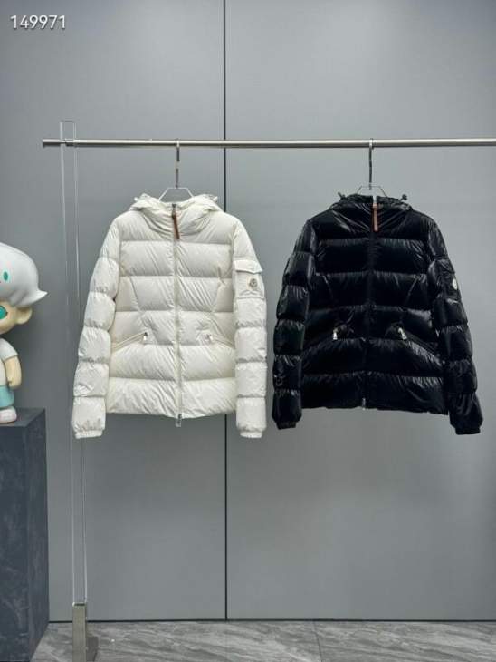Picture of Moncler Down Jackets _SKUMonclersz0-326yr18337349